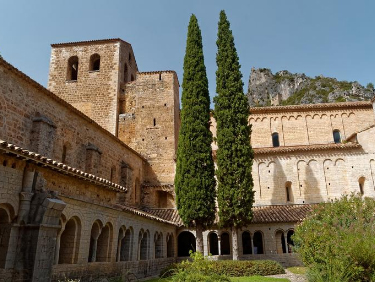 Visiter Saint-Guilhem-Le-D&eacute;sert en Occitanie
